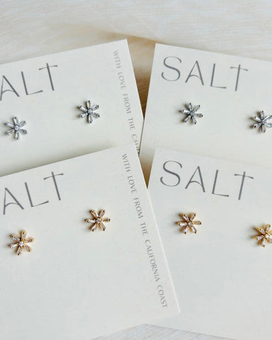 Dainty Daisy Studs