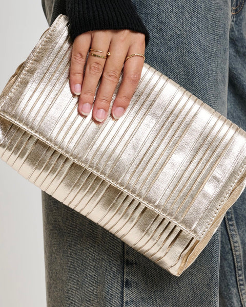 Esmeralda Clutch