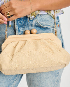 Elanor Clutch