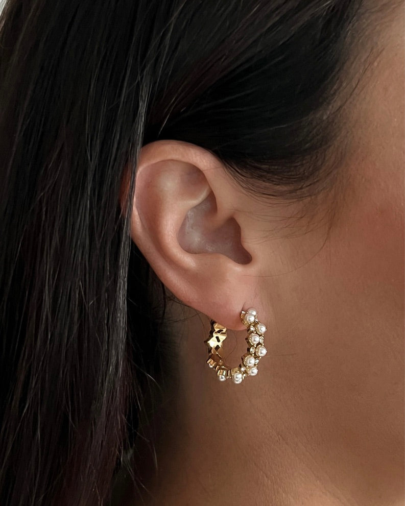 Empanda Pearl Hoop Earrings