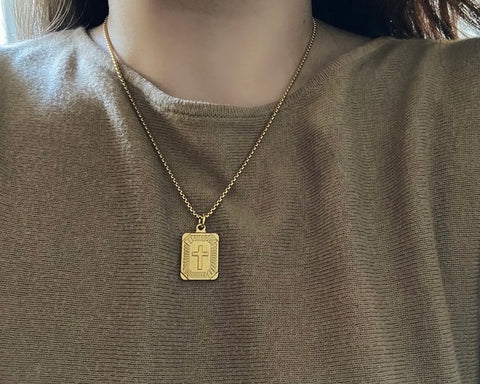 18K Gold Cross Necklace
