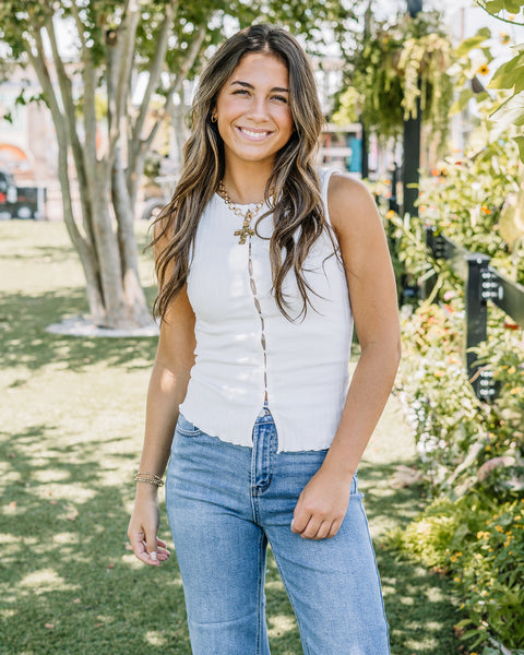 Hallie Button Up