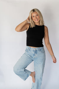 Lila Sleeveless Top