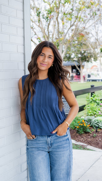 Between the lines knit top