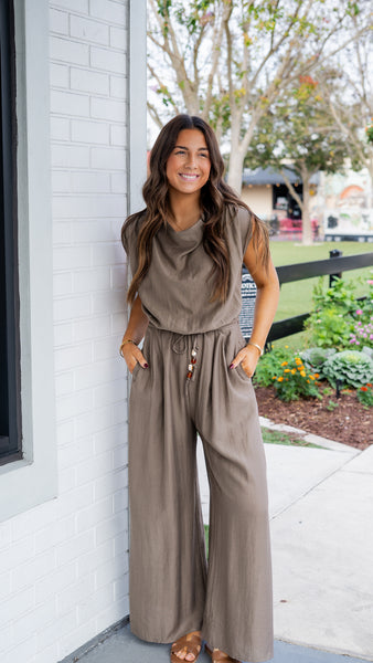 Relaxed Sleeveless Jumper