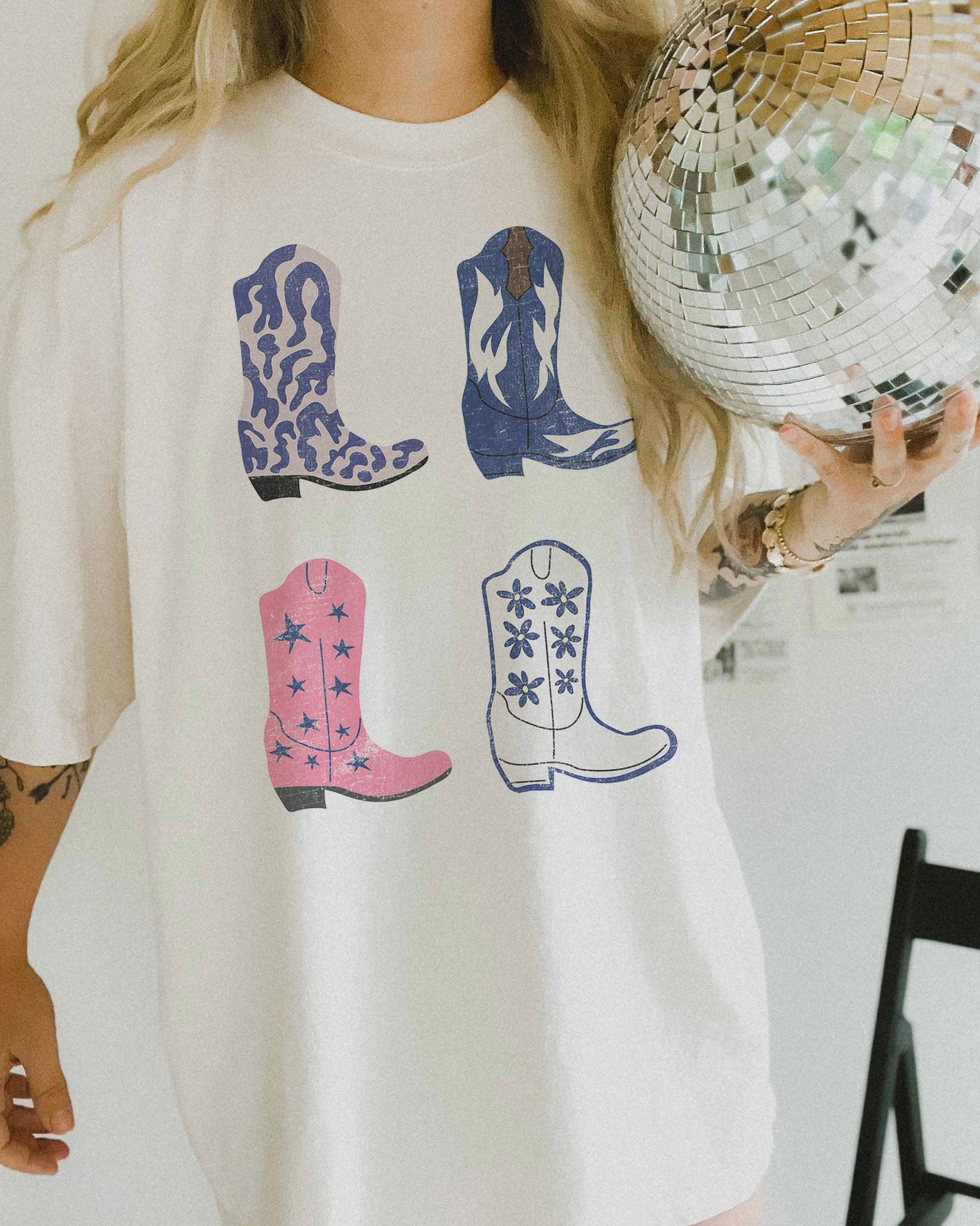 Cowgirl Boots Oversized Graphic