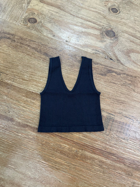 Essential Ribbed Crop Tank